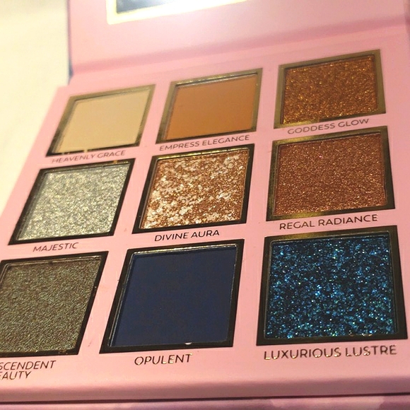 Eloise brand Goddess eyeshadow 9 pan palette  New. - Picture 7 of 8